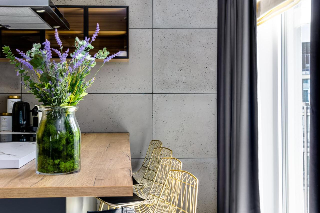 El Apartments - Lupus Познань Экстерьер фото